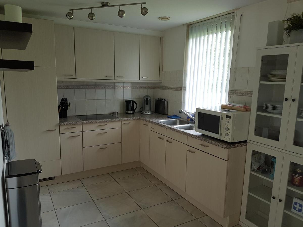 Vakantiehuis Achterhuis Ons Hoekje Houten Extérieur photo